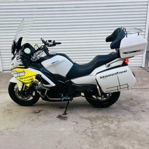 Motocicleta de Gasolina Usada Spring King VIP <span class=keywords><strong>650</strong></span> - Bicilíndrica, Refrigerada por Agua, Inyección Electrónica de Combustible, 650cc - Product Image 3