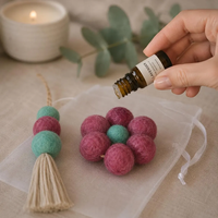 Diffuseur de parfum artisanal en feutre aiguilleté, écoresponsable, pour la maison et la voiture, boules de laine parfumées pour voiture