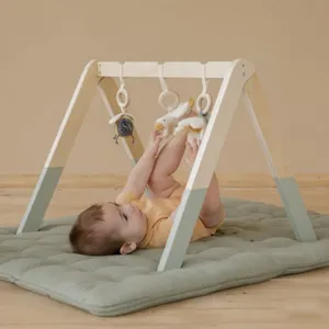 Venda quente Personalizado Atividade Mat Handmade Baby Play Gym com 5 Brinquedos Pendurados Baby Play Mat