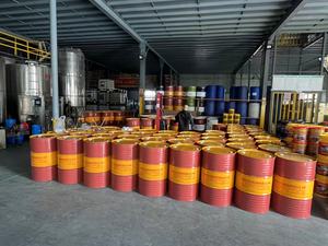 Premium geconcentreerde antivrieskoelvloeistof basisolie SAE 60 All-in-One bescherming (bevriezen, kookbeveiliging, roest, kalkaanslag) voor auto- en vrachtwagenkoeling - Product Image 4