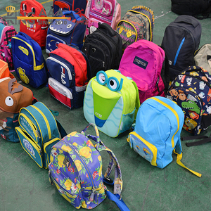 KungFu KingAAA Vente en gros de sacs à bandoulière, sacs à dos, sacs d'enfants de marque d'occasion, sacs d'école mixtes usagés en balles pour enfants - Product Image 6