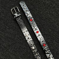 Ceinture Femme Y2K Style Western Imprimé Serpent Noir et Blanc Rivets Incrustés Style Moto Sangle Fine pour Jeans Accessoire de Mode Urbaine