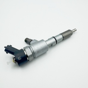 Injektor Bahan Bakar Diesel Pabrik Asli Berkualitas Tinggi DK300-1112100A-A38 0445110859 Cocok untuk Mesin Yuchai - Product Image 3
