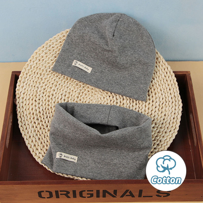 สีเทาเข้ม