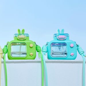 Regalo di mare creativo simpatico cartone animato orecchie di coniglio <span class=keywords><strong>TV</strong></span> a forma di tazza di plastica con cinturino portatile per bambini studente regali bottiglia d'acqua - Product Image 6