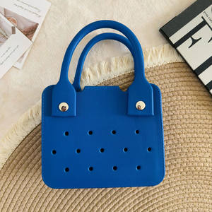 2025 personnalisé imperméable gelée bonbons <span class=keywords><strong>EVA</strong></span> fourre-tout panier <span class=keywords><strong>sac</strong></span> femmes plage ouverte Silicone <span class=keywords><strong>sac</strong></span> à main - Product Image 5