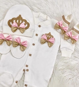 Ensemble cadeau quatre pièces pour nouveau-né d'un mois, garçons et filles, body, barboteuse, combinaison, style européen américain - Product Image 1