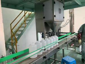 Halbautomatische Hochpräzise Motorbeutel-Waage Gummigranulat-Verpackungsmaschine für Lebensmittel- und Chemieanwendungen - Product Image 5