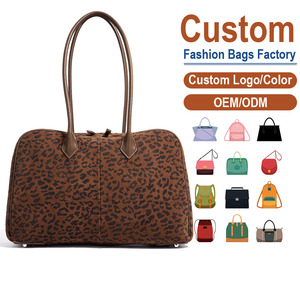 Bolso de Hombro de Cuero Genuino con Estampado de Leopardo en Relieve, Acabado de Gamuza, Superficie Pulida, Detalles de Cuero Liso, Nudo con Cierre Magnético Oculto - Product Image 1