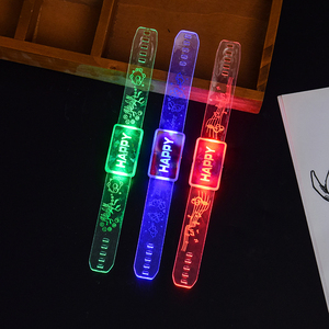 Pulsera LED Luminosa con la Palabra 'Love' para Año Nuevo, Brazalete Brillante para Niños, Juguete Luminoso, Regalo de Cumpleaños, Fiesta, Concierto, Navidad - Product Image 4