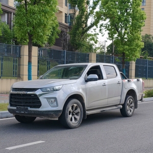 <span class=keywords><strong>Isuzu</strong></span> D-Max 2024 d'occasion, pick-up diesel 4x4 3.0T, vente en gros et exportation vers le Moyen-Orient, les pays du CCG, l'Afrique, l'Amérique du Sud, l'Asie centrale - Product Image 1