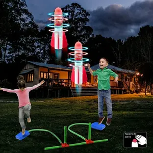 Raketwerper Voor Kinderen, 3 Kleurrijke Schuimraketten En Luchtraketwerper, Zomer Speelgoedspellen Voor Buiten