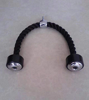 Corde de triceps en acier robuste pour la vente en gros, en polyester et acier confortables, idéale pour les entraînements en salle de sport et la musculation