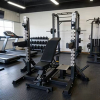 Banc de musculation professionnel combiné inclinable et déclinable, station d'haltérophilie réglable au design innovant pour usage en salle de sport