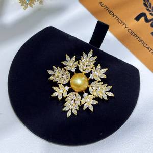 Broche en perles dorées pour vêtements d'hiver, pull, avec motif flocon de neige et épis de blé, pour tenue marine ou cadeau - Product Image 1