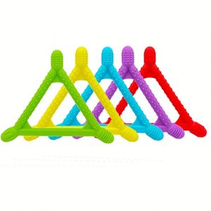 Nuevo Collar Mordedor Sensorial de Silicona Suave No Tóxica para Bebés, con Textura de Ladrillos Triangulares, para la Dentición y el Desarrollo Oral de Niños con Autismo - Product Image 2