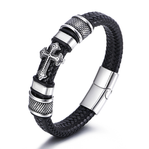 Bracelet en cuir noir fait main <span class=keywords><strong>pour</strong></span> homme avec breloque croix en acier inoxydable, fermoir magnétique durable, cadeau de bijoux tendance - Product Image 1