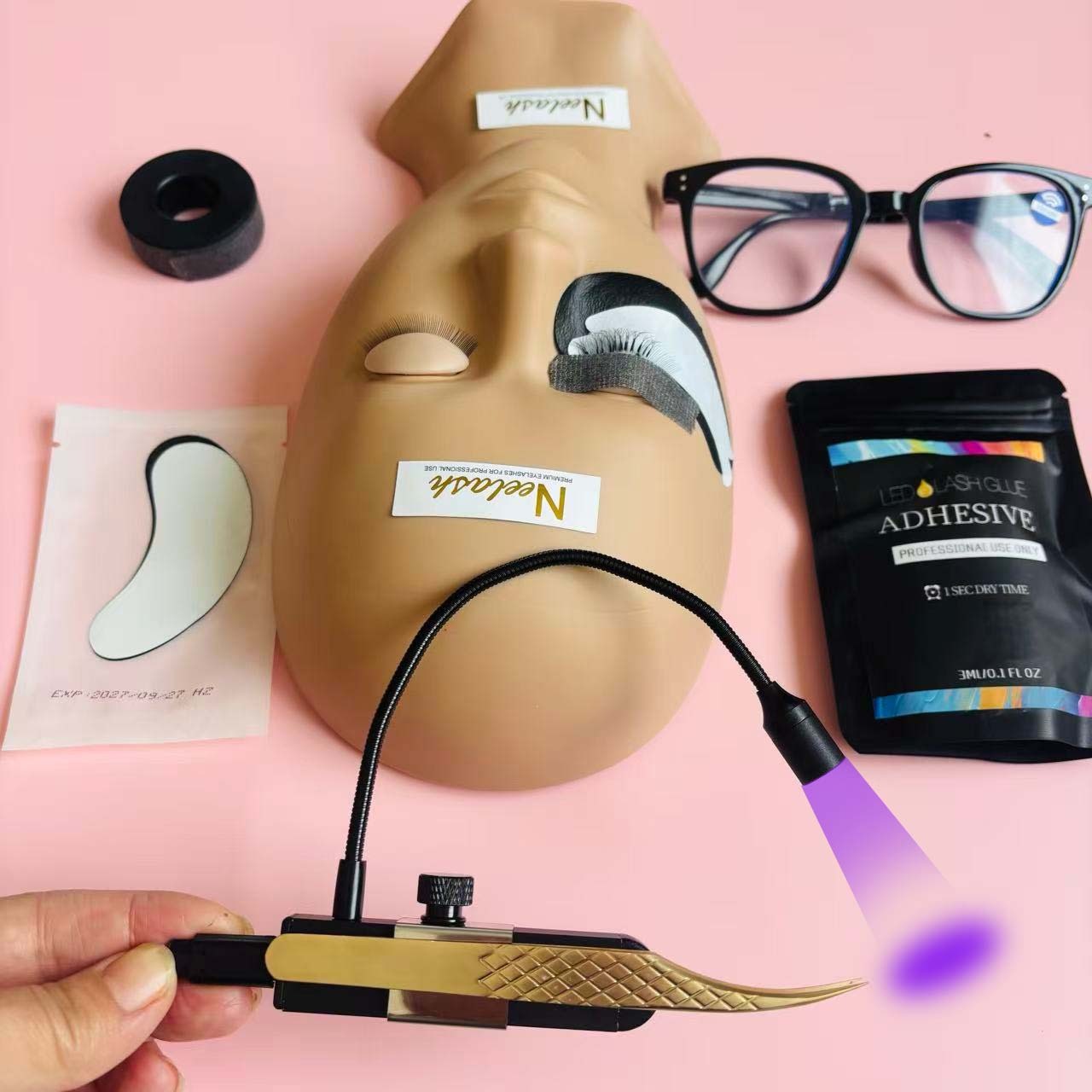 CE Proved Led Floor Switch Lamp LED Lamp Curing Light UV Eyelash Glue Extension UV Lash Glue Foot Pedal Eyelash Care Led UV Lamp