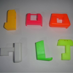 Bloques de rompecabezas trapezoidales y en forma de S para niños de 5 a 14 años, juguete de rompecabezas con diseño de llavero - Product Image 1