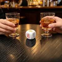 Jeu de dés à boire français pour adultes - Activité interactive de fête sur le thème de la bière - Nouveauté pour célébrer en s'amusant avec l'alcool