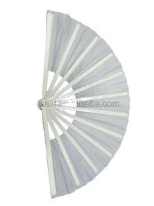 Abanico de mano plegable de tela de 33 cm (13 pulgadas) grande, blanco, para Line Dance, con varillas de plástico negras, en blanco para sublimación, con efecto sonoro. - Product Image 2