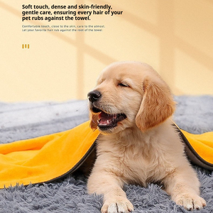 Serviette pour animaux de compagnie double face douce 80% polyester 20% polyamide absorbante taille personnalisable pour garder au chaud les chiens et les chats pour le bain et le séchage - Product Image 2