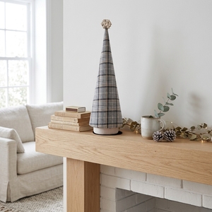 Décoration de Noël en flanelle à carreaux gris, motif cône, pour table, avec flocon de neige en bois, style cabane, pour les fêtes - Product Image 2