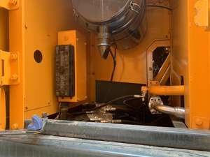 Excavatrice diesel d'occasion Hyundai R305LC-9T de haute qualité, noyau de pompe à moteur en excellente condition de travail de 30 tonnes, vente à bas prix - Product Image 3