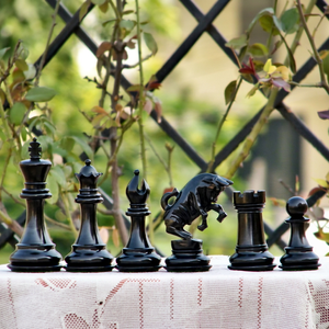 <b>Wooden</b> <b>Chess</b> <b>Set</b> Bull Design Handmade Silicone Pieces Durable Cardboard Table Children's Entertainment Board - Product Image 1