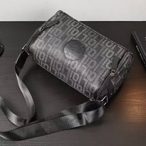 กระเป๋าทรงดัฟเฟิลสำหรับเดินทางหนัง PU กันน้ำขนาดใหญ่ออกแบบได้ตามต้องการกระเป๋าสำหรับไปยิมเล่นกีฬามีซิปมีช่องใส่รองเท้า - Product Image 5