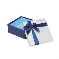 Boîtes de présentation rigides portables de luxe en papier d'art avec fenêtre, doublure en éponge et poignée, pour bijoux, colliers, bracelets, avec gaufrage et impression à chaud dorée