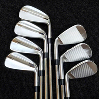 Ensemble de clubs de golf pour droitier avec poignée en caoutchouc imperméable, y compris sac de golf et housse de tête de club