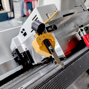 Twh sáng tạo khăn áo len cổ áo mũ với mô hình dễ dàng tùy biến hệ thống duy nhất máy dệt kim phẳng - Product Image 4