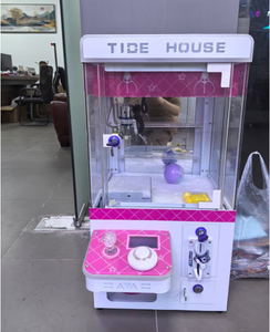 Machine <span class=keywords><strong>à</strong></span> griffes mini-arcade <span class=keywords><strong>à</strong></span> monnayeur pour enfants, en métal, avec logo imprimé numériquement et prise personnalisée, en anglais - Product Image 4