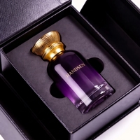 Flacon de parfum 30ml 50ml 100ml, violet foncé, bouchon doré sculptural, logo personnalisé OEM ODM, idéal pour les marques de parfums de luxe