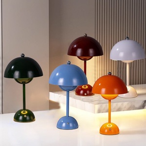 Lampe de table champignon moderne rechargeable en gros, 2000 mAh, en plastique, LED, à intensité variable, commande tactile, pour la maison, la chambre, les mariages - Product Image 1