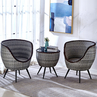 Ensemble de chaises trois pièces en rotin minimaliste pour l'extérieur avec table d'appoint pour patio, jardin, balcon - Vente en gros