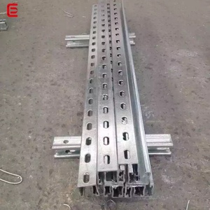 Riel de Acero en Forma de <span class=keywords><strong>C</strong></span> de Alta Calidad, Galvanizado, con Orificios, Ranurado, Tipo Unistrut - Product Image 4
