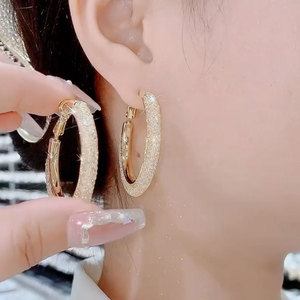 Pendientes de Aro Grandes y Gruesos QX Trendy, Chapados en Oro de 18K, Estilo Africano, de Aleación, Vintage, para Mujer - Product Image 3