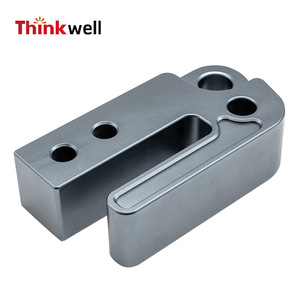 Thinkwell - Protección de Remolque para Enganche de Remolque Glacier, de Acero, con 4 Orificios, Gancho de Remolque - Product Image 1