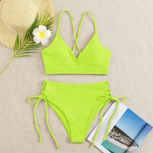 Traje de Baño de Dos Piezas con Tirantes Laterales y Push-Up de Guangzhou Outpace, Bikini para Mujer - Product Image 4