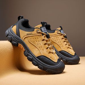 Nouvelles chaussures de randonnée durables pour hommes, parfaites pour les aventures en plein air, offrant confort et style - Product Image 2