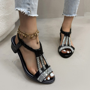 Женские босоножки на танкетке - Product Image 3