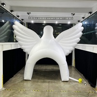 Tente tunnel gonflable d'extérieur blanche économique avec souffleur, éclairage LED, imperméable et durable pour la location, les événements sportifs et la publicité