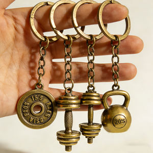 Porte-clés promotionnel personnalisé en métal en forme de barre de musculation avec citation pour mini-fitnessman – Vente en gros - Product Image 1