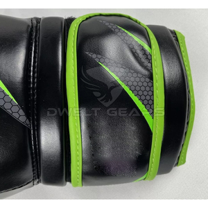 2024 Venta superior de alta calidad 8oz 12oz Correa deportiva Guantes de boxeo de cuero PU para adultos Etiqueta privada El mejor precio para artes marciales - Product Image 5