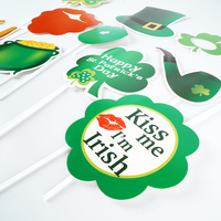 Kit de fête de la Saint-Patrick très vendu, 10 pièces, accessoires photo en papier « Joyeuse Saint-Patrick » et trèfle vert porte-bonheur