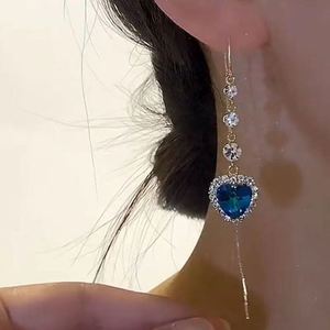 Nouvelles boucles d'oreilles pendantes en zircon bleu en forme de cœur pour femmes, style luxe léger, avec longues pampilles, bijoux de mariage et de fête pour dames - Product Image 5
