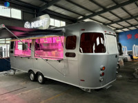 Camion de restauration mobile de style moderne en acier inoxydable, entièrement équipé, pour la vente de nourriture de rue, idéal pour les hôtels et les villas