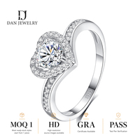Bague d'anniversaire en argent S925 avec moissanite ronde incolore, testée et vérifiée par stylo, prête à être expédiée, fournisseur en gros de bijoux